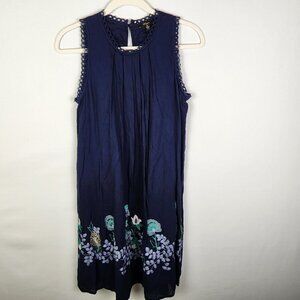 Cupio Floral Embroidered Dress M